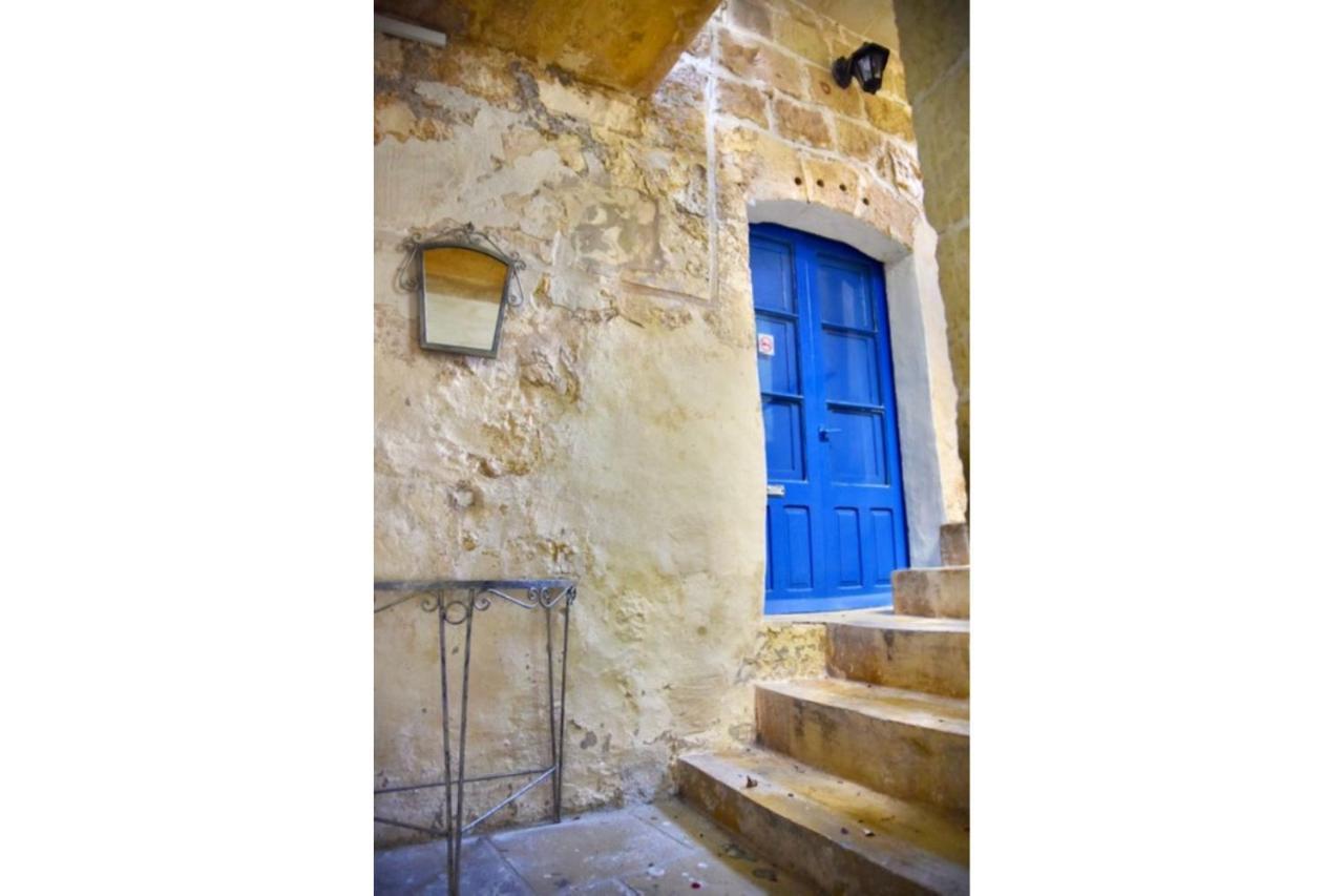 Вілла Ta'Martin Farmhouse Xewkija Gozo Екстер'єр фото